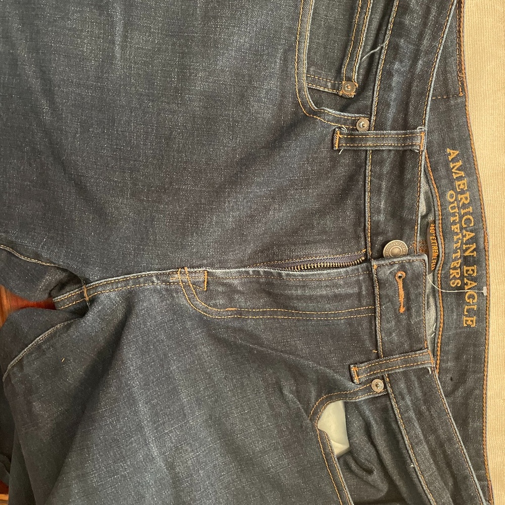 Men’s AE Jeans 33/32